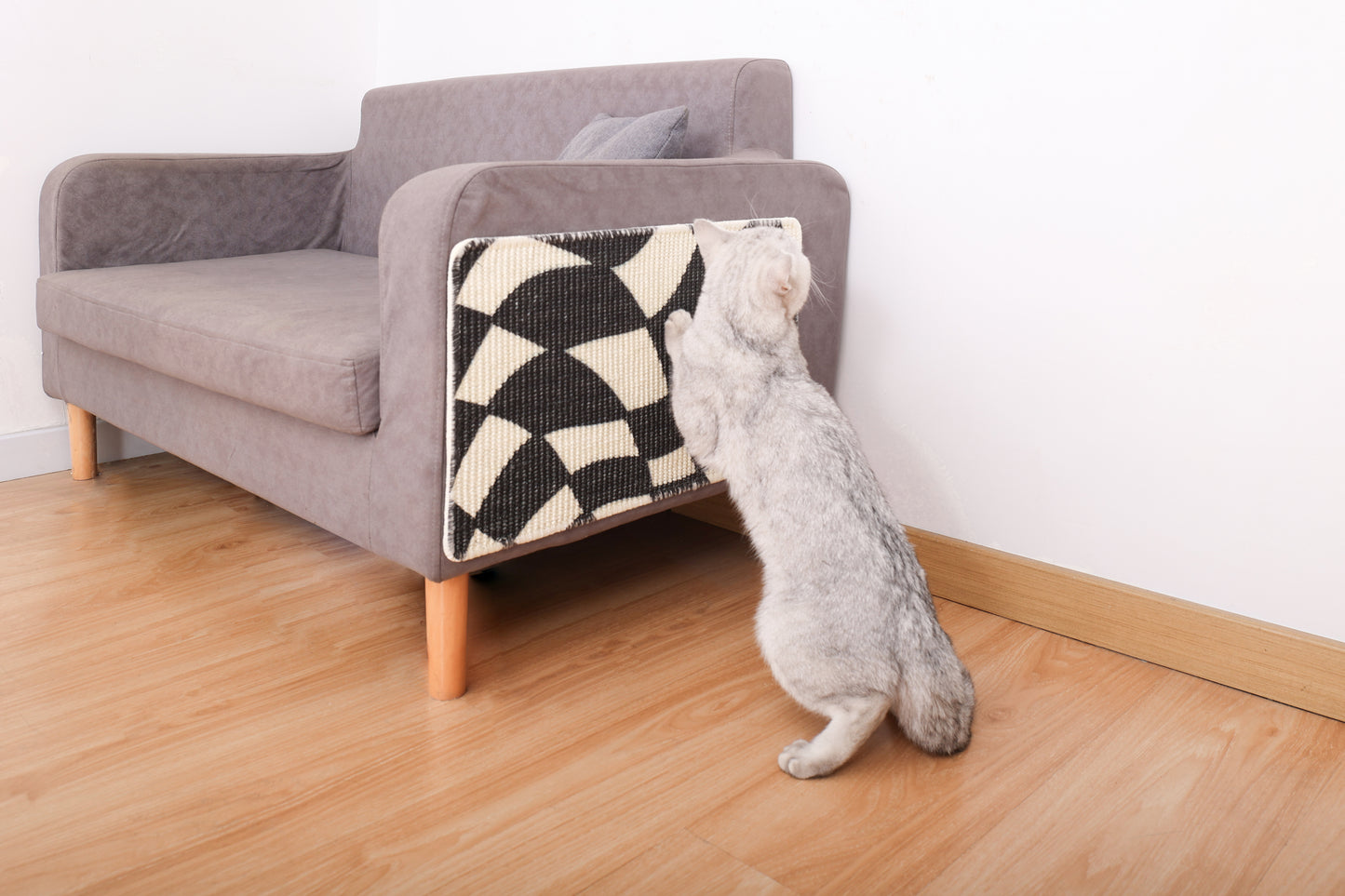 Art-Inspired Natural Sisal Scratching Mat