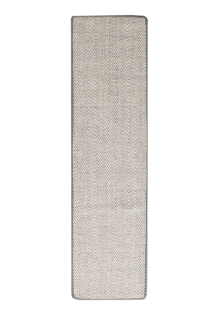 Boho-style scratch-able runner with natural fibers designed for cats to play and scratch, featuring a 67-inch vertical surface.